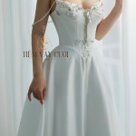 TVC441 Đầm Cưới Cô Dâu, Váy Tiệc Cưới Đi Bàn, Cúp Ngực, Xếp Ly, Đính Đá