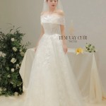 TVC732 Váy Cưới Đi Bàn, Đầm Cưới Dáng Xuông, Bệt Vai Ngang Tháo Rời, Hoa 3D