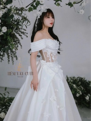 TVC724 Váy Cưới Đi Bàn, Đầm Cưới Dáng Xuông, Bệt Vai Ngang, Phi