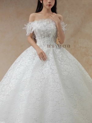 TVC817 Váy Cưới Làm Lễ, Đầm Cưới Cô Dâu, Bệt Vai Ngang, Bồng Bềnh, Họa Tiết Hoa