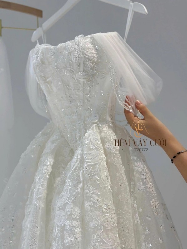 TVC772 Váy Cưới Làm Lễ, Váy Cưới Tiệc Cúp Ngực, Kim Sa , Váy Thiết Kế