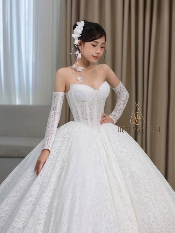 TVC797 Váy Cưới Làm Lễ, Đầm Cưới Đi Tiệc, Bệt Vai Ngang, Ren, Tùng Bồng