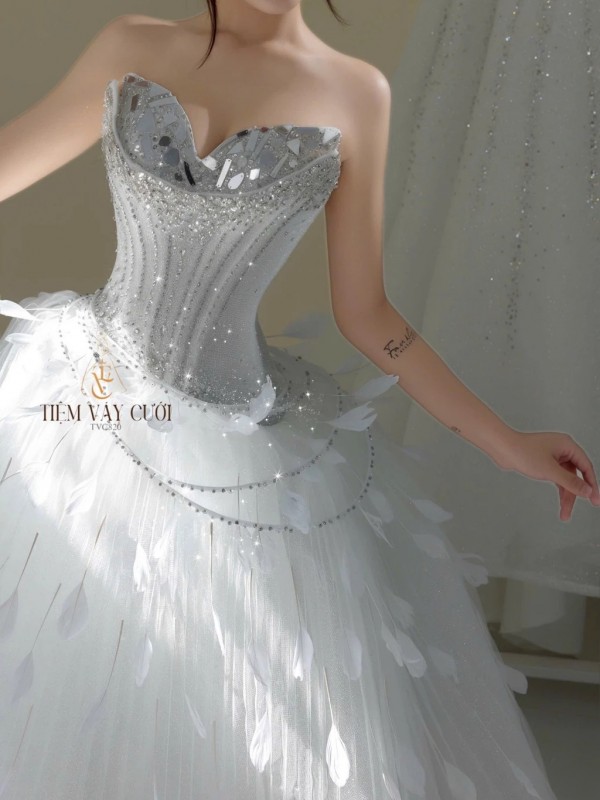 TVC820 Váy Cưới Làm Lễ, Đầm Cưới Thiết Kế, Cúp Ngực, Đính Đá