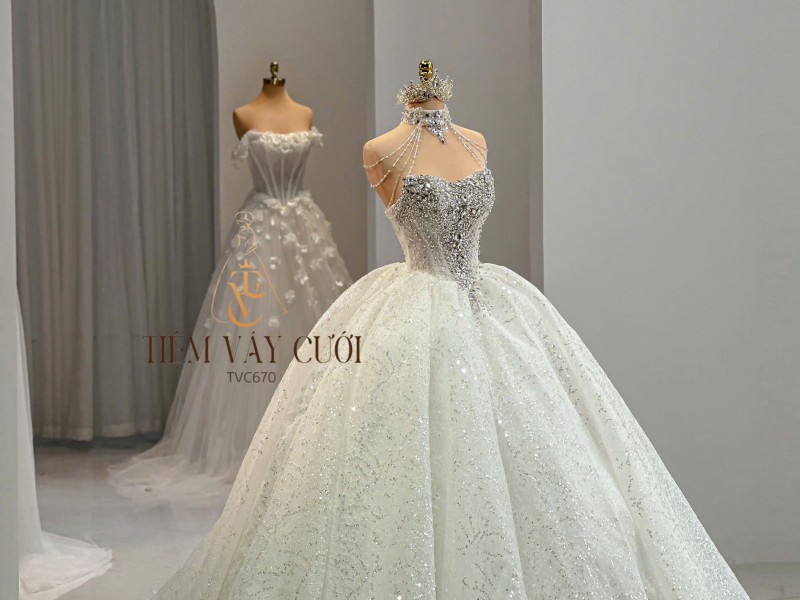 TVC670 Đầm Cưới Cô Dâu, Váy Cưới Tiệc Làm Lễ, Cúp Ngực, Đính Đá, Xếp Ly, Cổ Rời