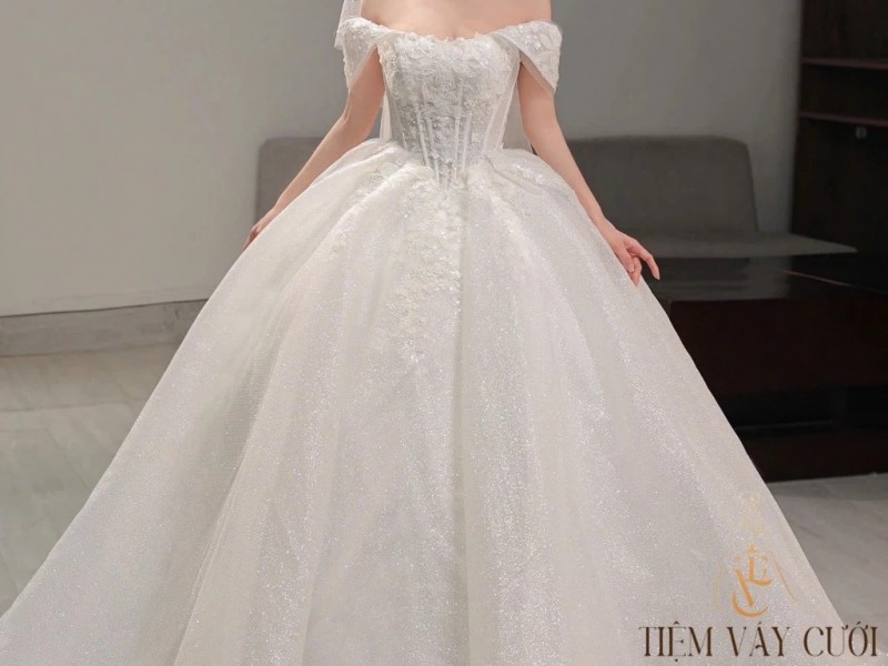 TVC762 Váy Cưới Làm Lễ, Đầm Cưới Cúp Ngực, Vải Voan, Cúp Ngực ,Tùng Xòe