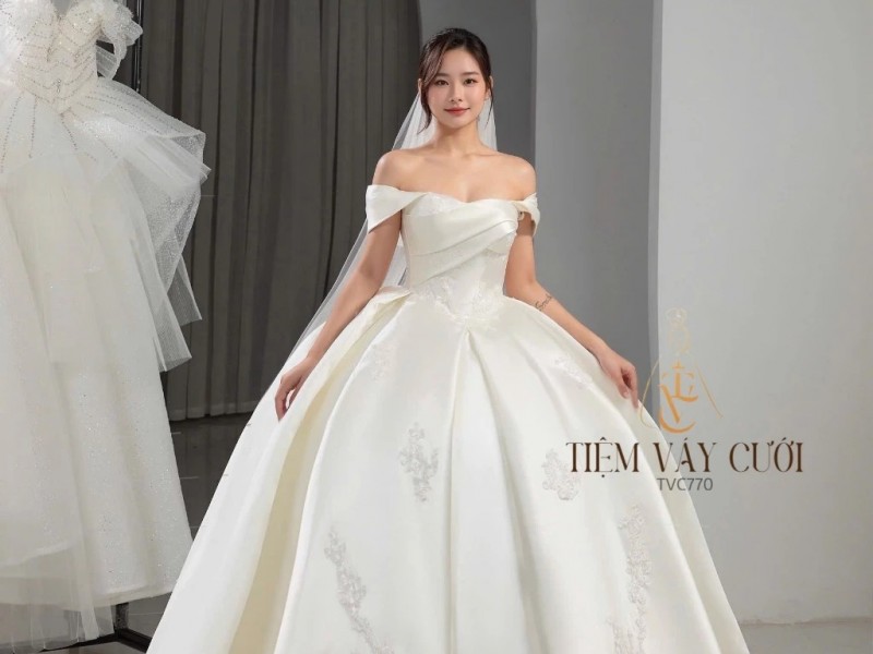 TVC770 Váy Cưới Làm Lễ, Đầm Cưới Đi Tiệc, Bệt Vai Ngang, Hoa 3D