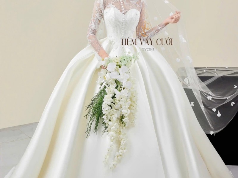 TVC843 Váy Cưới Làm Lễ, Đầm Cưới Dáng Xoè Bồng Bềnh, Dài Tay, Cúp Ngực, Đính Đá